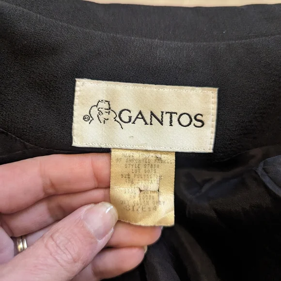 Gantos black with gold accents zip up blazer size 4 - Picture 6 of 7